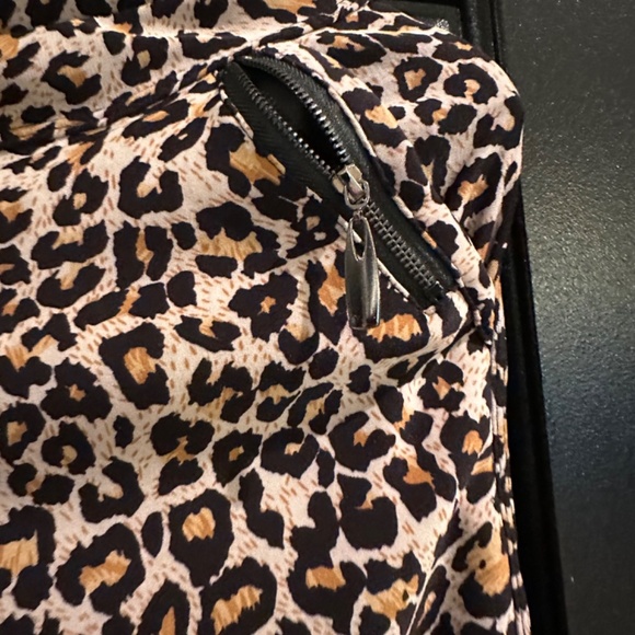 Leopard Print Pants - Picture 2 of 6